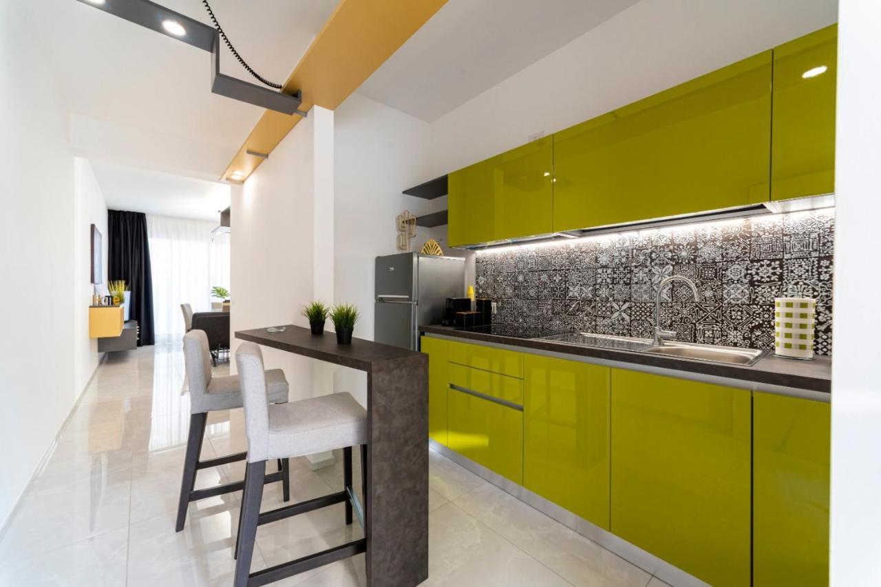 Minerva Luxury Town Center , Pool And Parking Apartamento Taormina Exterior foto