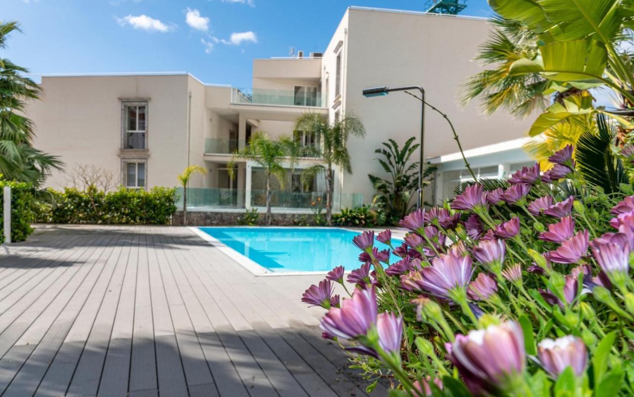 Minerva Luxury Town Center , Pool And Parking Apartamento Taormina Exterior foto
