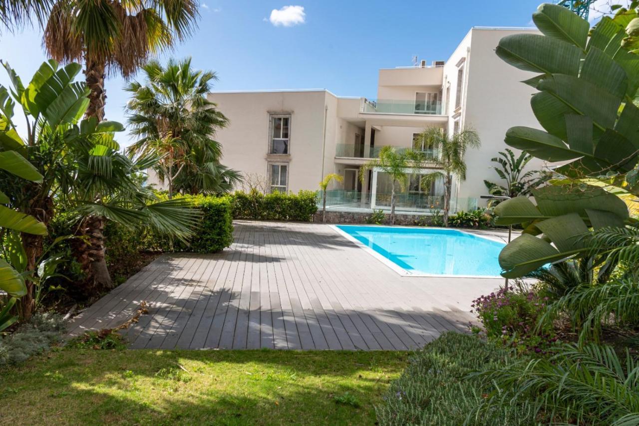 Minerva Luxury Town Center , Pool And Parking Apartamento Taormina Exterior foto
